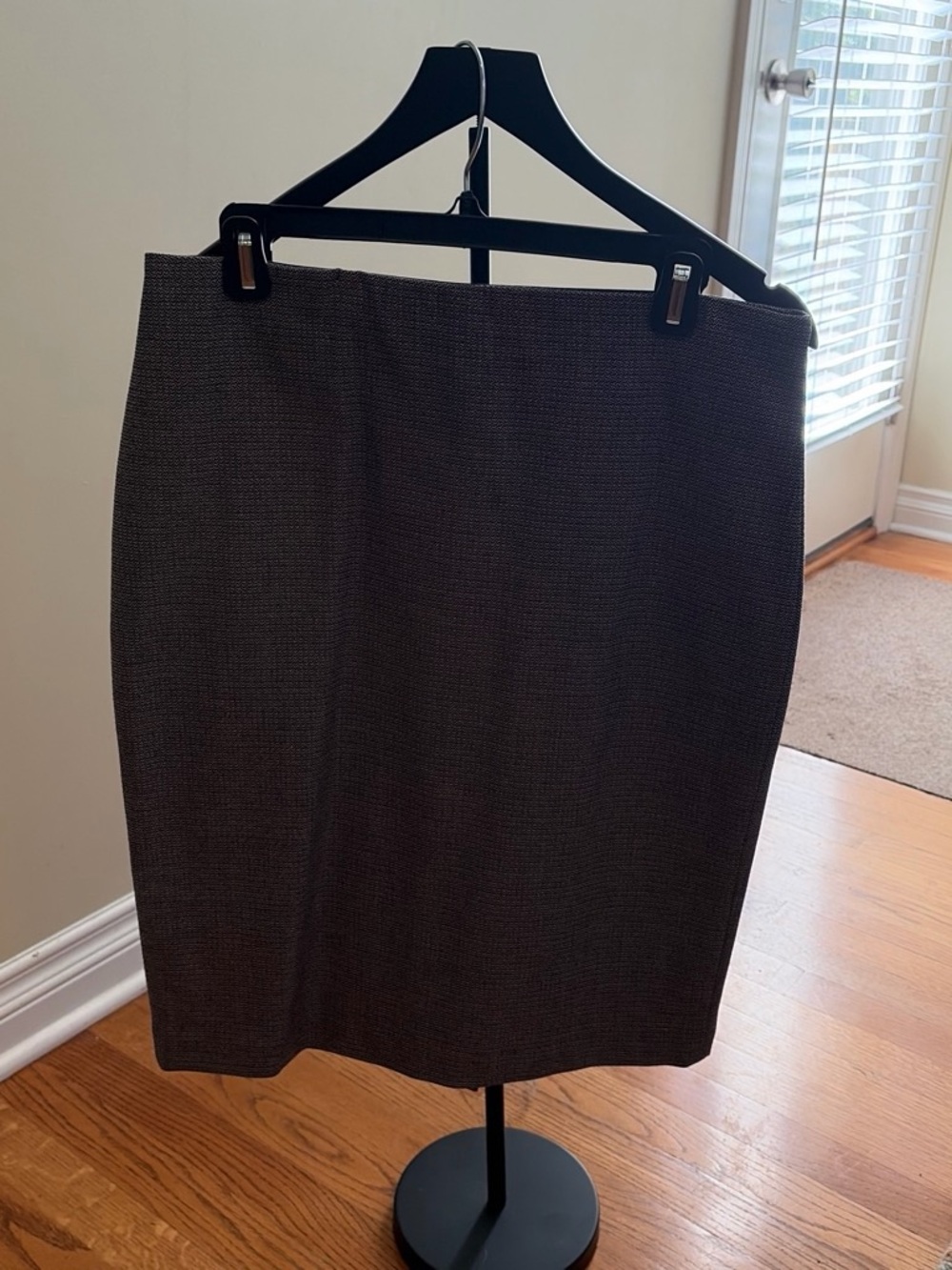 Ann Taylor Dark Gray Textured Pencil Skirt